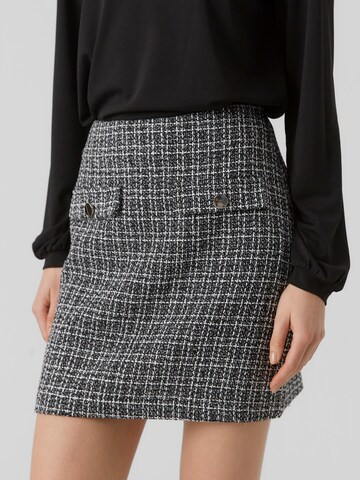 VERO MODA Skirt 'EBON' in Black