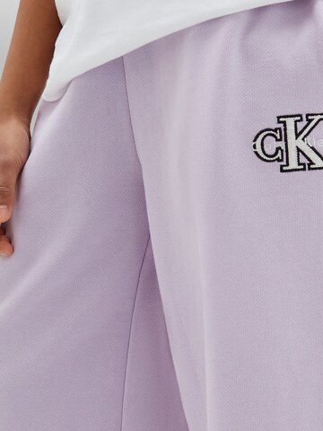Calvin Klein Jeans Wide leg Trousers in Purple
