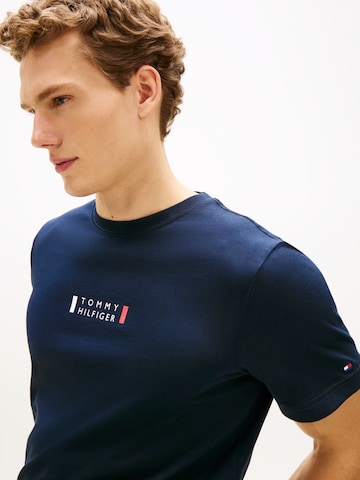Maglietta 'BRAND LOVE' di TOMMY HILFIGER in blu