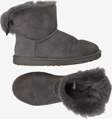 UGG Stiefelette 39 in Grau: Vorderseite