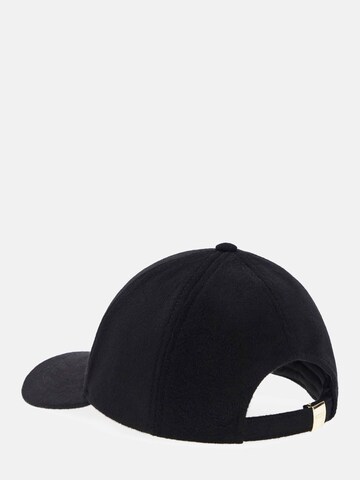 GUESS Cap in Black