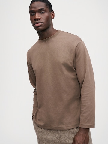 SELECTED Koszulka 'SLHOSCAR' w kolorze brązowy