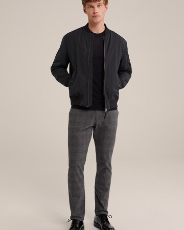 WE Fashion Funktionsjacke in Schwarz