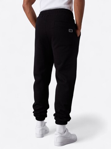 ESTEEM Tapered Trousers 'Sélection Privée' in Black