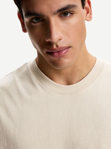 T-Shirt Bershka en beige