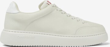 Baskets basses CAMPER en blanc