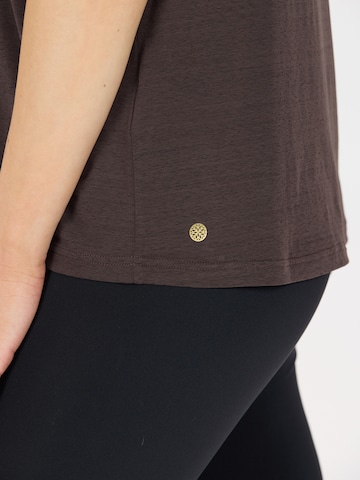 Haut de sport 'Mota' Athlecia en gris