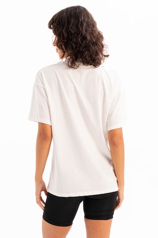 T-shirt Justever en blanc