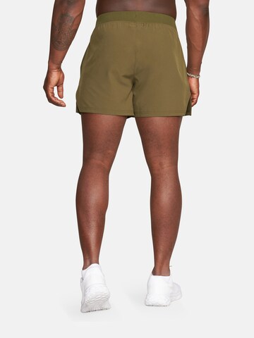 GOLD´S GYM APPAREL Loosefit Sportshorts 'Mark' in Grün