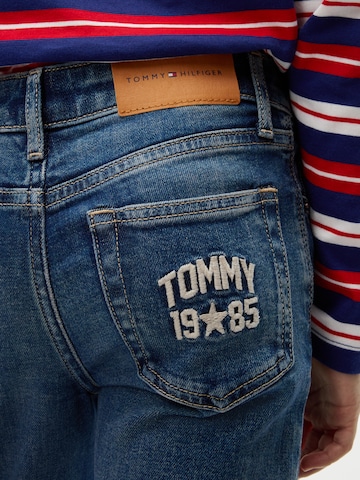Flared Jeans di TOMMY HILFIGER in blu: dietro