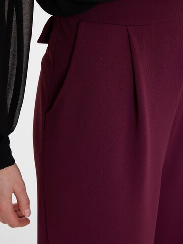 Ana Alcazar Regular Broek 'Adysa' in Rood