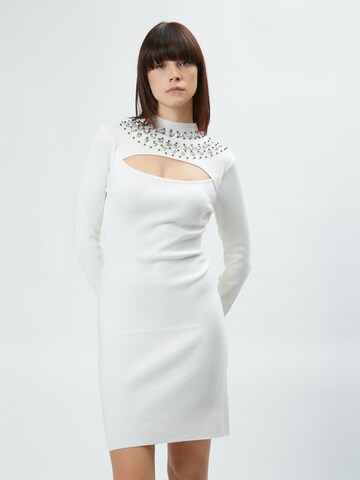 Influencer Knit dress in White: front