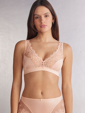 INTIMISSIMI Triangle Bra in Pink: front
