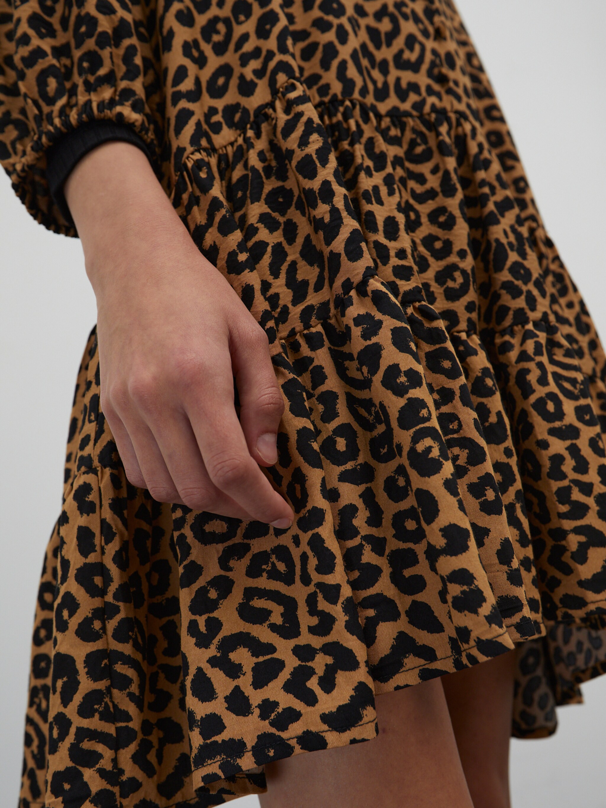EDITED Producten Jurk 'Eileen' Bruin