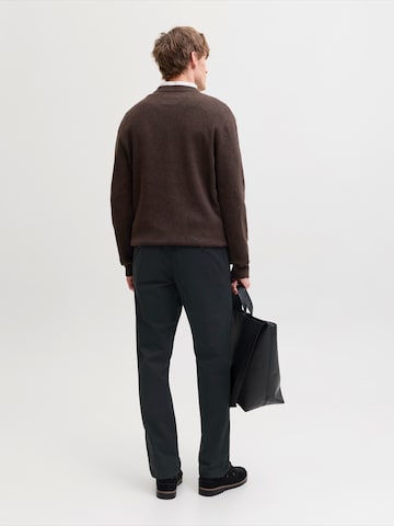 Regular Pantalon chino JACK & JONES en noir