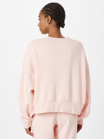 Nike Sportswear Sweatshirt in Pink