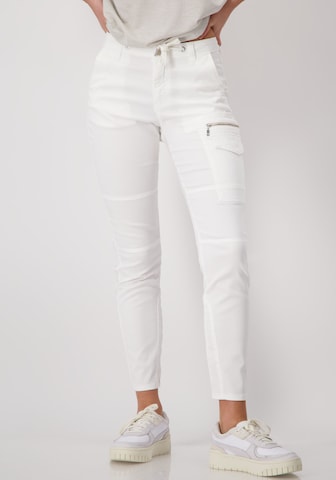 monari Regular Cargo Pants in White: front