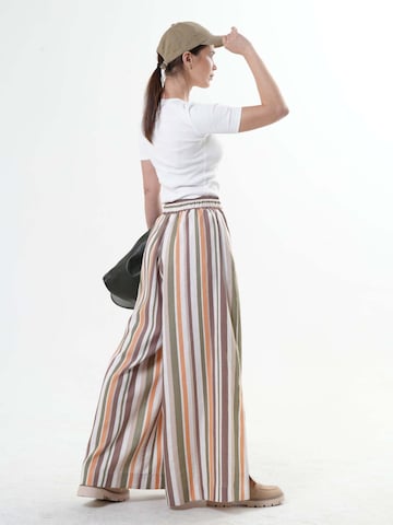 Baggy Pantalon Metamorphoza en mélange de couleurs