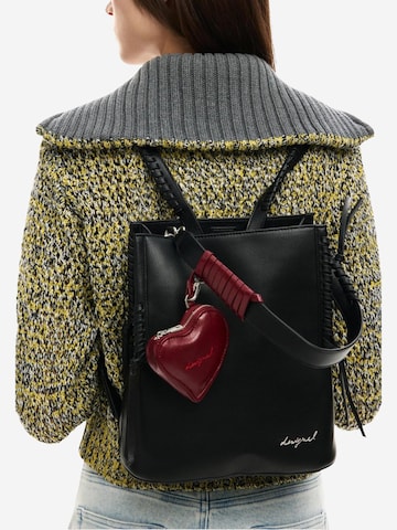 Rucsac de la Desigual pe negru: față
