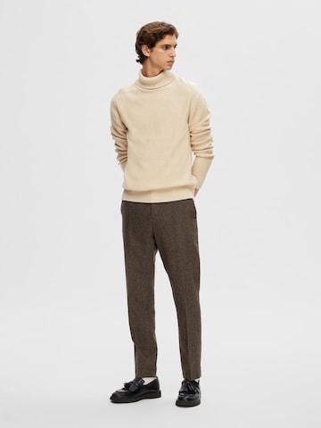 SELECTED HOMME Sweater 'AXEL' in Beige