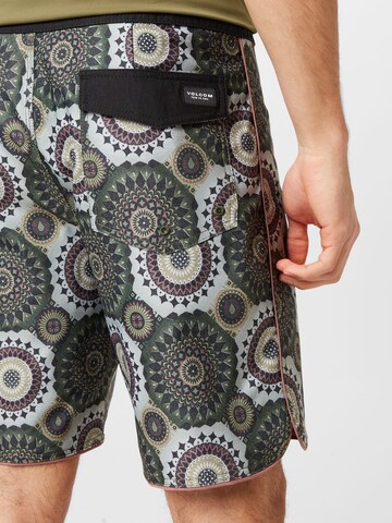 Volcom Regular Boardshorts 'Barnacle' i grön