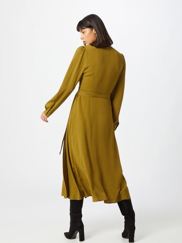 Robe minimum en vert