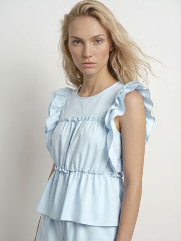 Top di HYPEDROP in blu: frontale