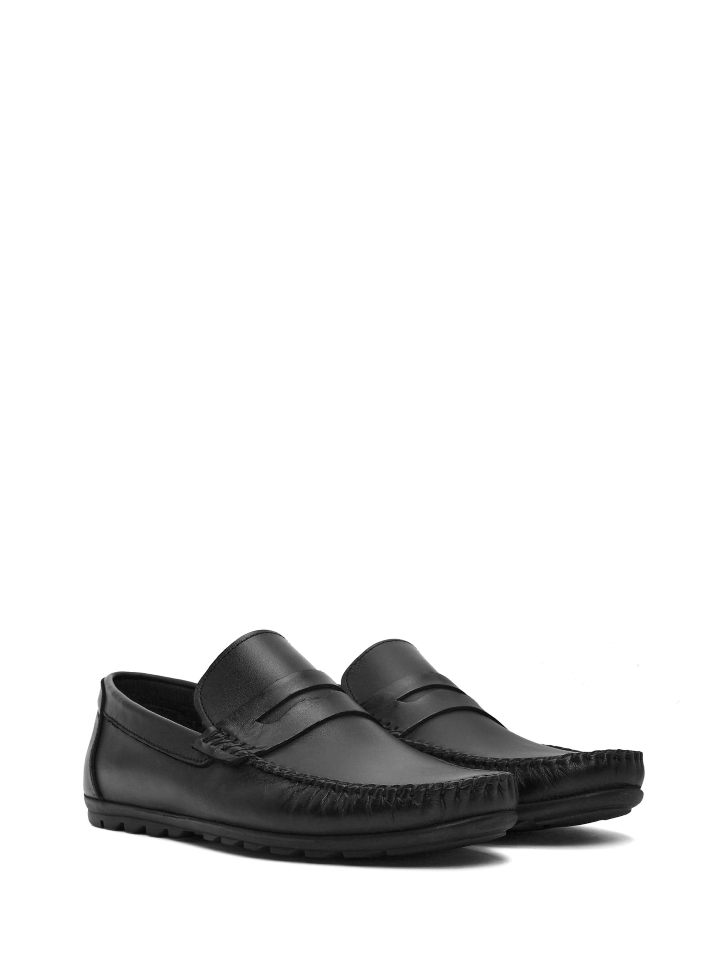 Derimod Moccasin in Black
