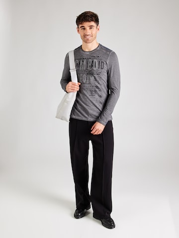T-Shirt CAMP DAVID en gris