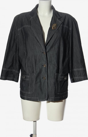 Vera Condotti Jacket & Coat in XXXL in Grey: front