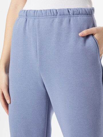 Effilé Pantalon Gina Tricot en bleu