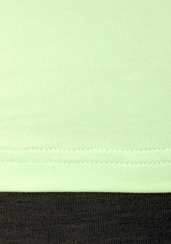 LASCANA ACTIVE Shirt in Groen