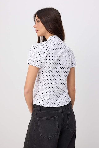 Trendyol Blouse in White