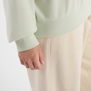 Sweat-shirt new balance en vert