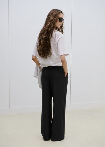MANGO Wide leg Pleat-Front Pants 'Cinta' in Black