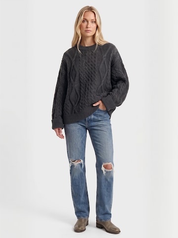 Opal Studio Neulepaita ' Opal Carla ' värissä harmaa: etupuoli
