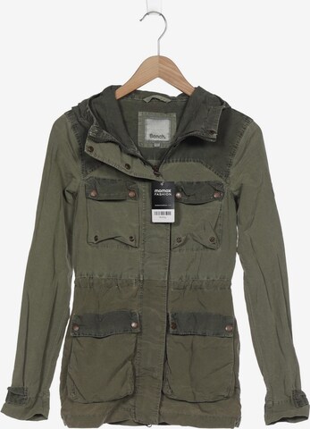 BENCH Jacket & Coat in XS in Green: front