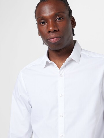 TOPMAN Slim Fit Hemd in Weiß