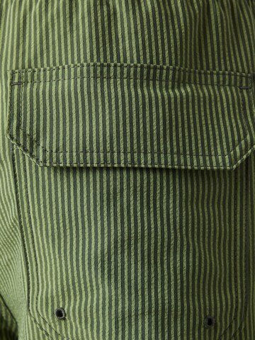 Shorts de bain Abercrombie & Fitch en vert