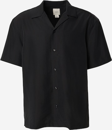 Calvin KleinComfort Fit Košulja - crna boja: prednji dio