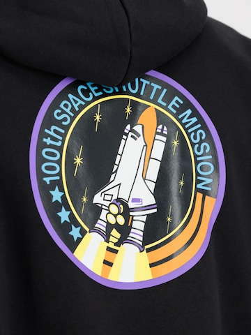 Bluză de molton 'Space Shuttle' de la ALPHA INDUSTRIES pe negru
