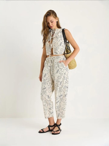 Bianco Lucci Set in Beige