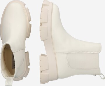 STEVE MADDEN - Botas Chelsea 'Tunnel' en blanco