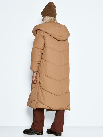 Manteau d’hiver 'Tally' Noisy may en marron