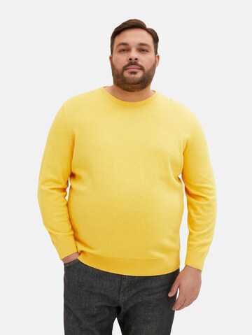 TOM TAILOR Men + Sweater in Yellow: front