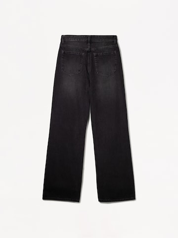 Regular Jeans de la Bershka pe negru
