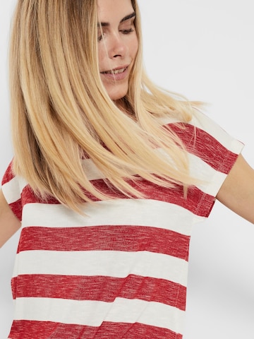 VERO MODA Μπλουζάκι σε κόκκινο