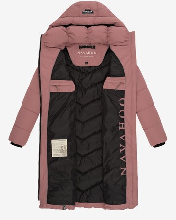 NAVAHOO Płaszcz zimowy 'Sahnekatzii XIV' w kolorze różowy