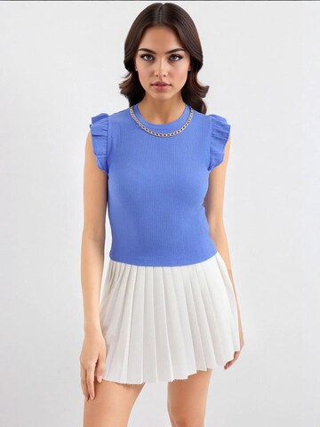 Bigdart Blouse in Blue: front