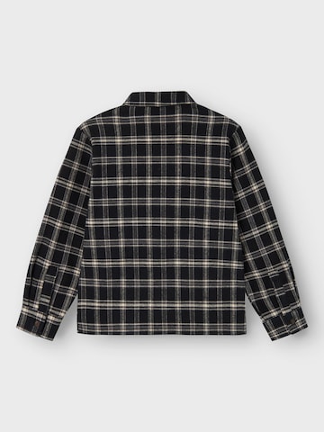 NAME IT Regular Fit Skjorte i sort
